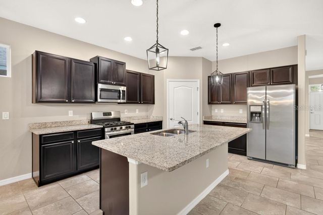 736 E VICTORIA TRAILS BOULEVARD, Deland, FL 32724