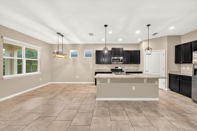 736 E VICTORIA TRAILS BOULEVARD, Deland, FL 32724