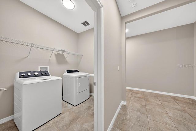 736 E VICTORIA TRAILS BOULEVARD, Deland, FL 32724