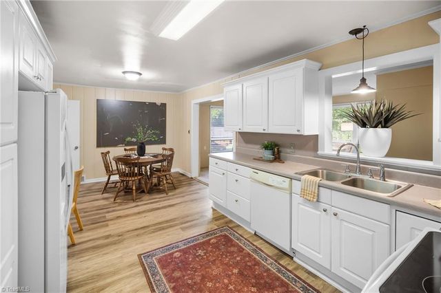 122 Park Lane, Lexington, NC 27292