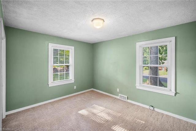 122 Park Lane, Lexington, NC 27292