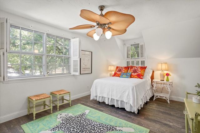 4500 Ridgecrest Drive, Arlington, TX 76017