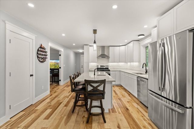 198A Fremont, Taunton, MA 02780