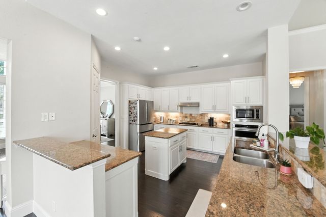 805 Renaissance Court, Keller, TX 76248