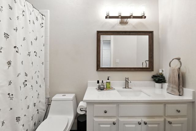 805 Renaissance Court, Keller, TX 76248