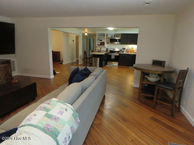 9424 Nc 210 Highway, Rocky Point, NC 28457