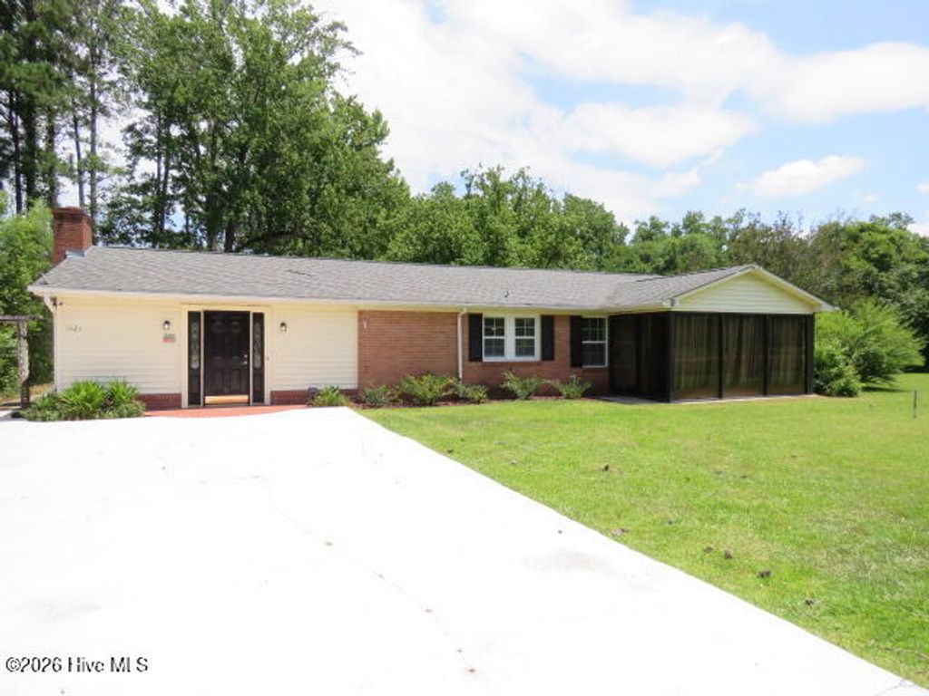 9424 Nc 210 Highway, Rocky Point, NC 28457