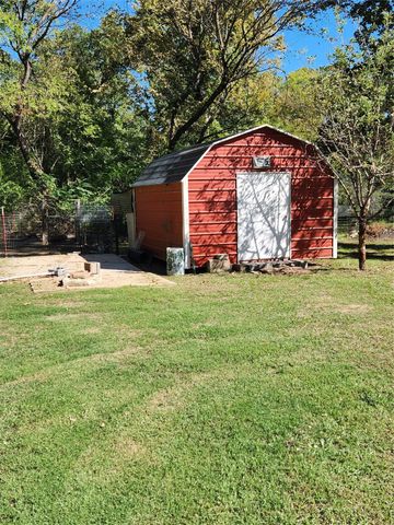 263 County Road 1885, Yantis, TX 75497