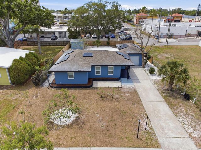 923 1ST AVENUE NW, Largo, FL 33770