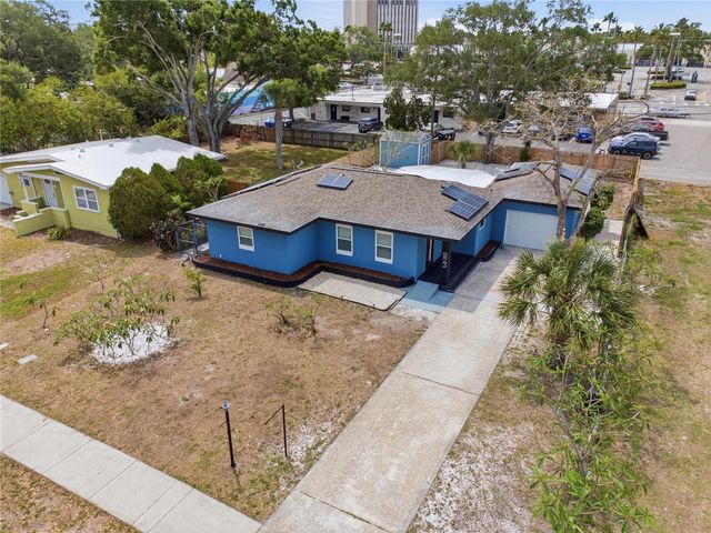 923 1ST AVENUE NW, Largo, FL 33770
