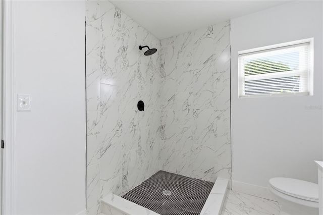 923 1ST AVENUE NW, Largo, FL 33770