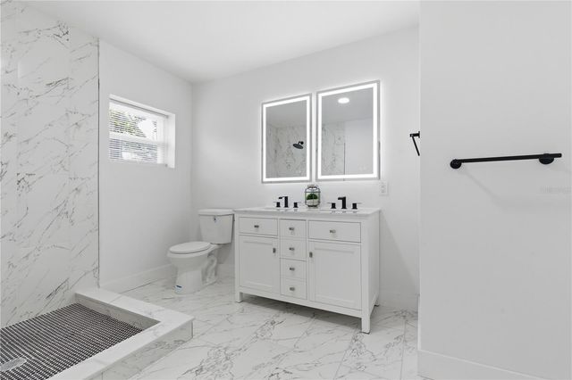 923 1ST AVENUE NW, Largo, FL 33770