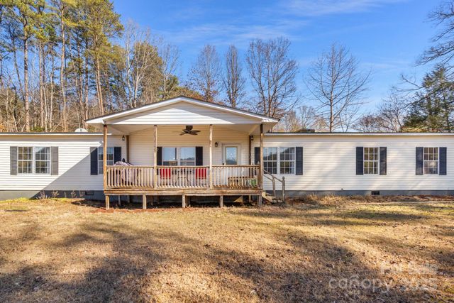 31 Grassy Hills Drive, Marion, NC 28752