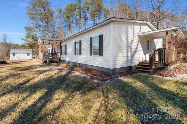 31 Grassy Hills Drive, Marion, NC 28752
