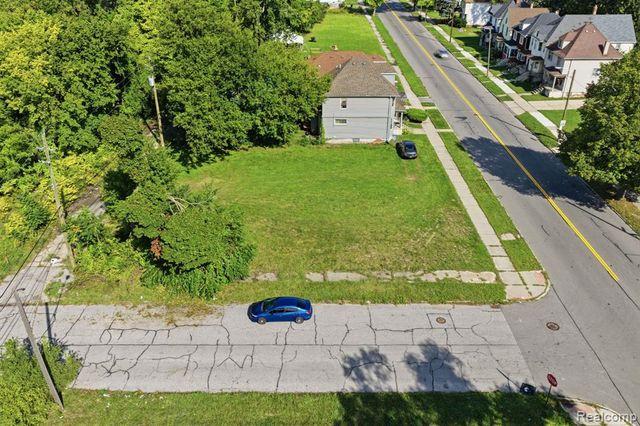 3063 Van Dyke Street, Detroit, MI 48214