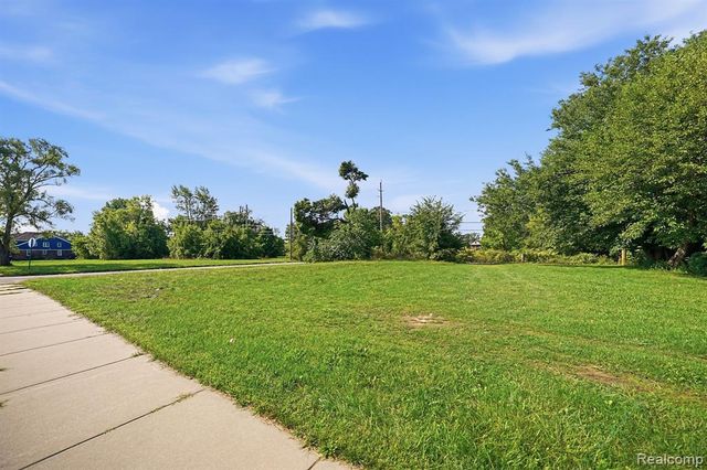 3063 Van Dyke Street, Detroit, MI 48214
