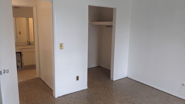 1565 Cherboneau Place 60, Detroit, MI 48207