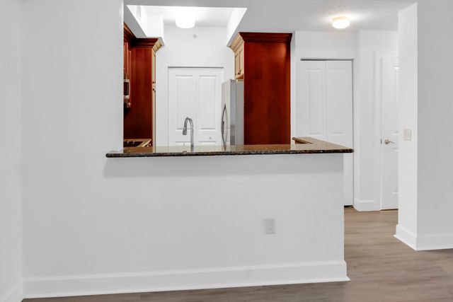 1660 Renaissance Commons Boulevard 2122, Boynton Beach, FL 33426