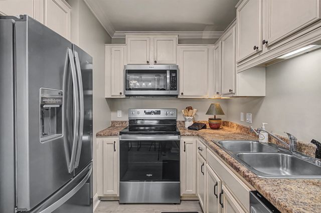 81 S Williams St Unit 303, Burlington, VT 05401