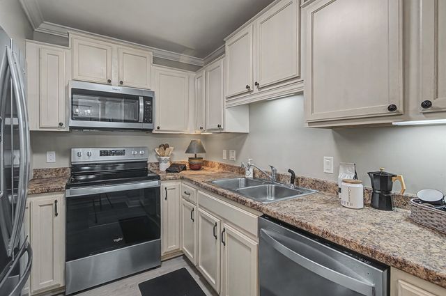 81 S Williams St Unit 303, Burlington, VT 05401