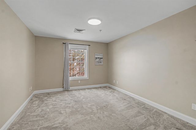 81 S Williams St Unit 303, Burlington, VT 05401