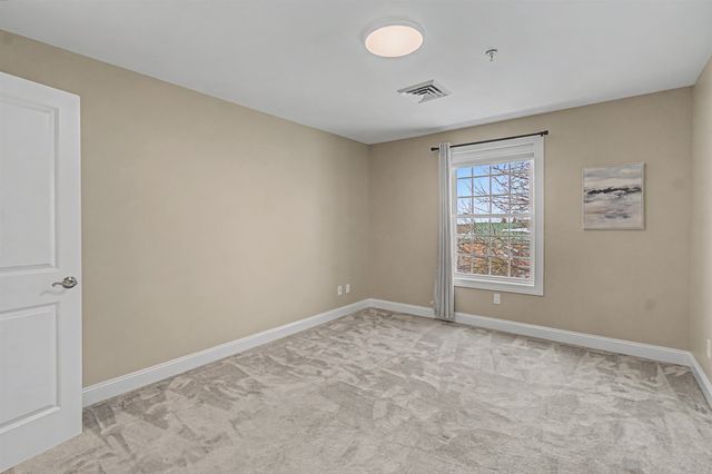 81 S Williams St Unit 303, Burlington, VT 05401