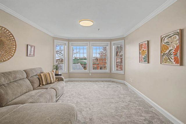 81 S Williams St Unit 303, Burlington, VT 05401