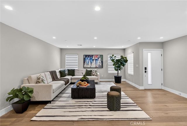 4248 Mclaughlin Avenue, Los Angeles, CA 90066