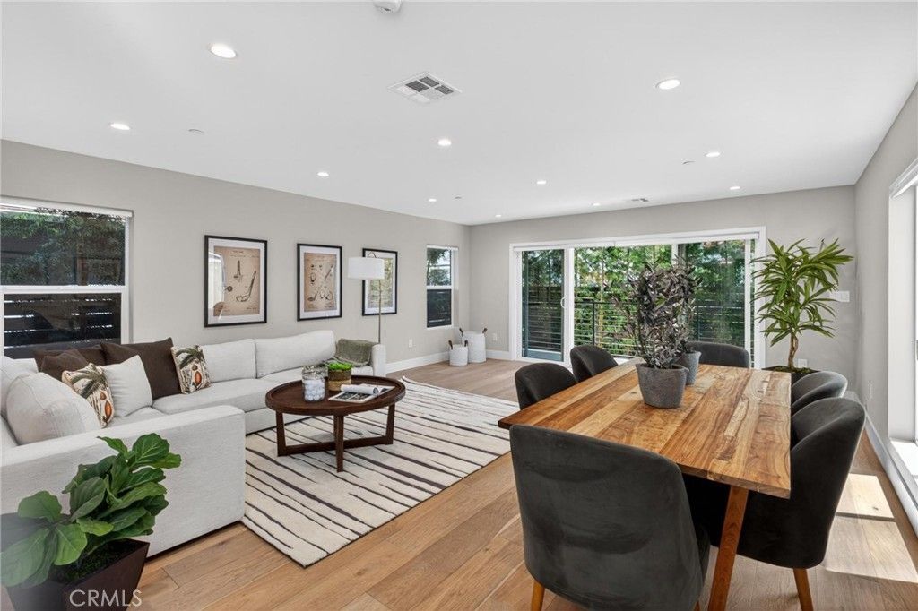 4248 Mclaughlin Avenue, Los Angeles, CA 90066