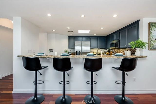 4832 Whitsett Avenue 305, Valley Village, CA 91607