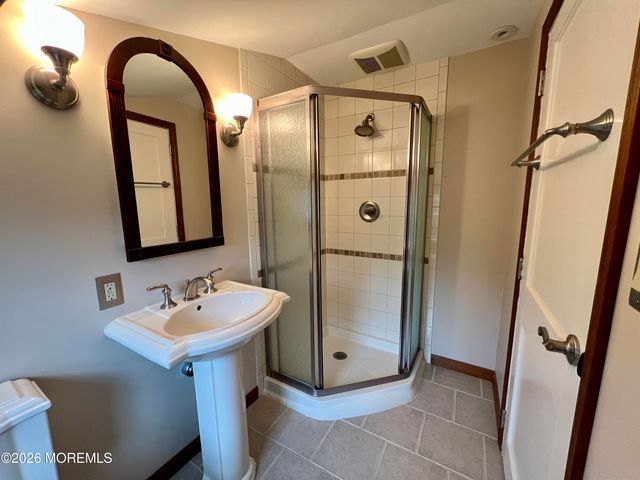 11 Kempshall Terrace, Fanwood, NJ 07023