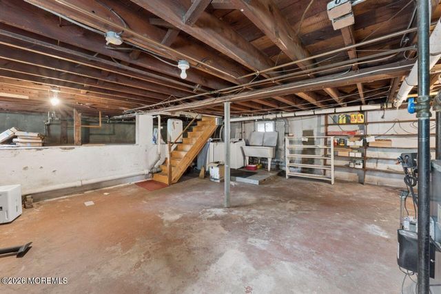 11 Kempshall Terrace, Fanwood, NJ 07023