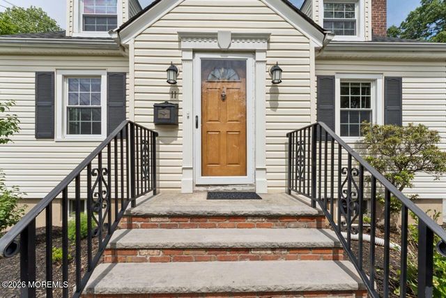 11 Kempshall Terrace, Fanwood, NJ 07023