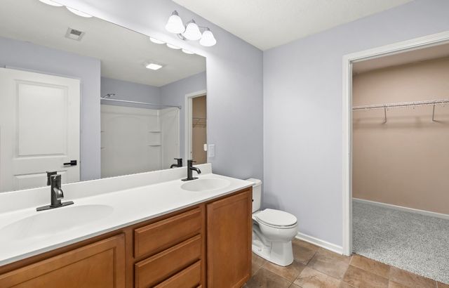 9175 Coneflower Drive 104, West Des Moines, IA 50266