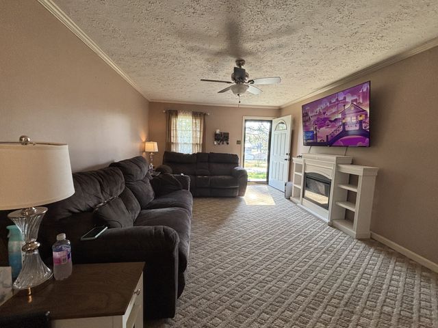 658 Jackson Ave, Lewisburg, TN 37091