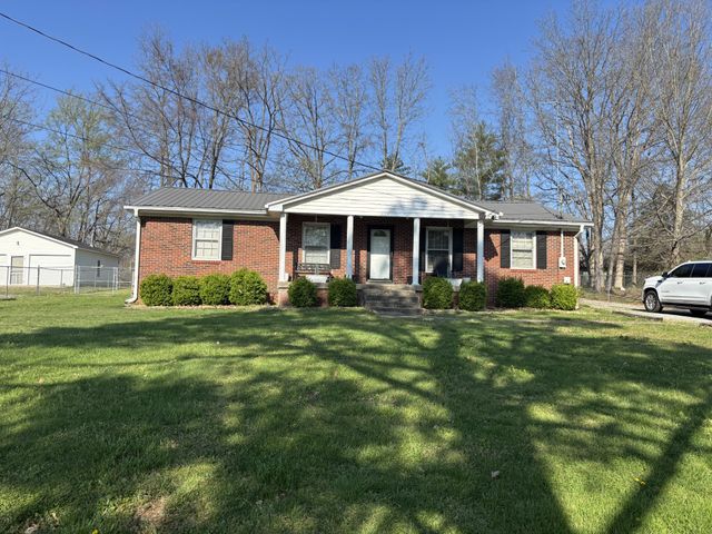 658 Jackson Ave, Lewisburg, TN 37091