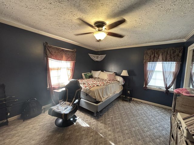 658 Jackson Ave, Lewisburg, TN 37091