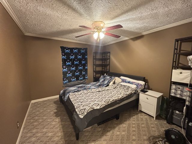 658 Jackson Ave, Lewisburg, TN 37091