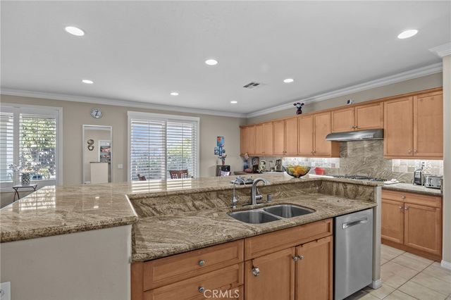 8656 Calle Canon Road, Corona, CA 92883