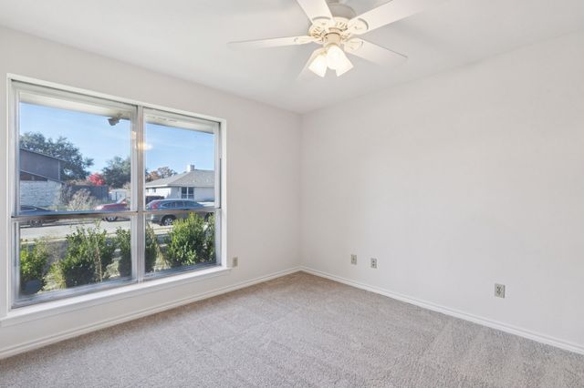 1422 Tierra Calle, Carrollton, TX 75006