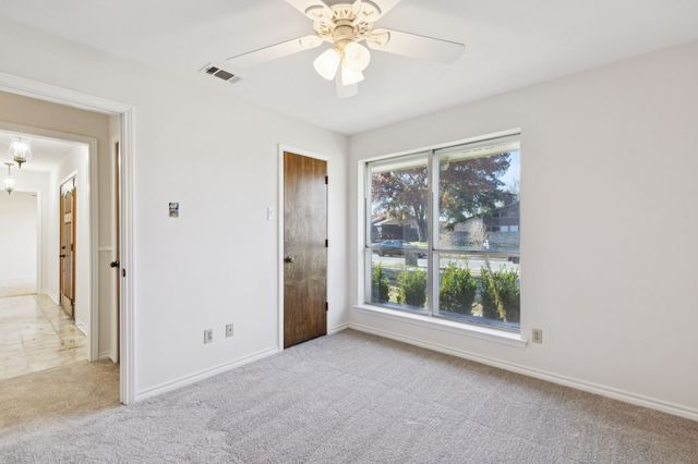 1422 Tierra Calle, Carrollton, TX 75006