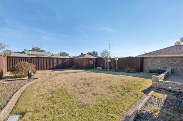 1422 Tierra Calle, Carrollton, TX 75006