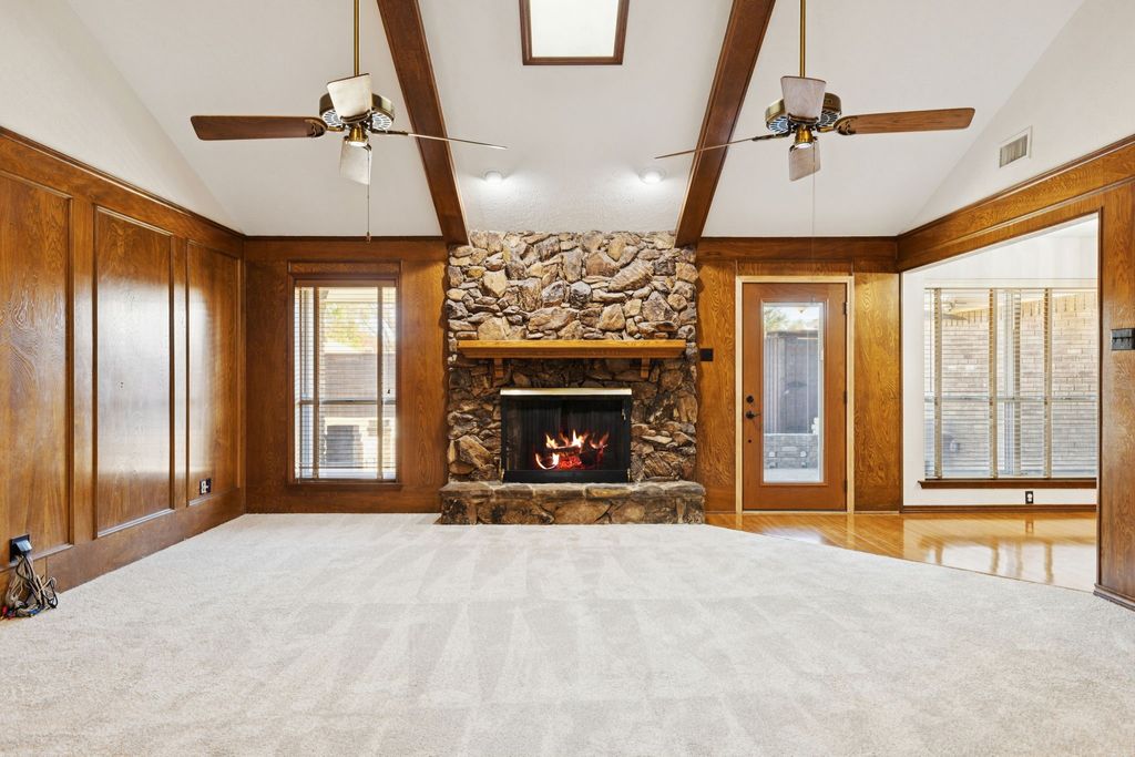 1422 Tierra Calle, Carrollton, TX 75006