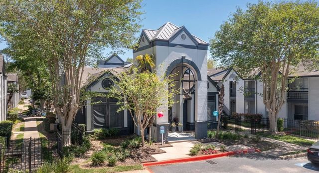 874 Yorkchester Dr 139, Houston, TX 77079