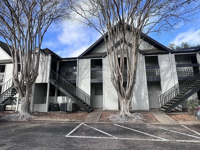 874 Yorkchester Dr 139, Houston, TX 77079