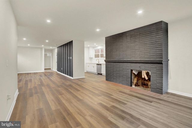 421 LEWIS ST, Harrisburg, PA 17110