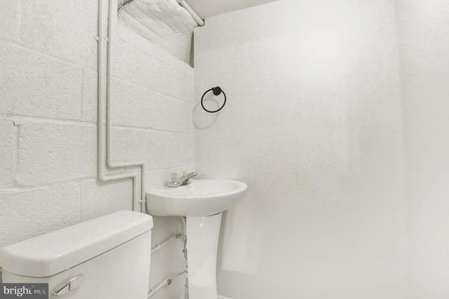 421 LEWIS ST, Harrisburg, PA 17110