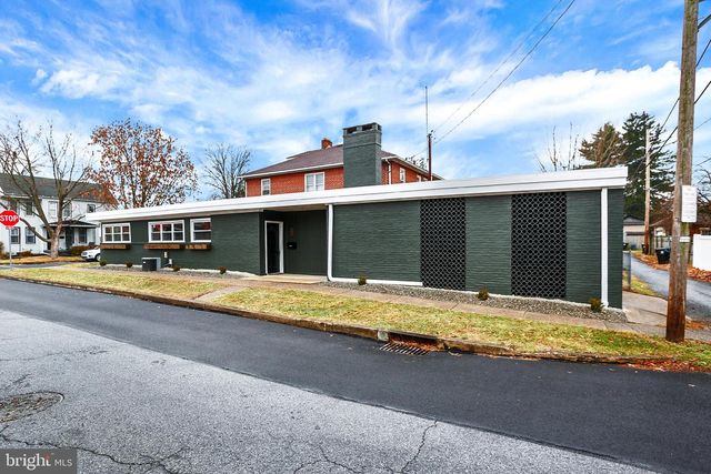 421 LEWIS ST, Harrisburg, PA 17110