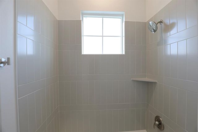 136 E 37th Street, Houston, TX 77018