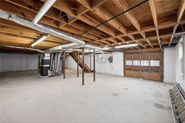 5666 WOODLAND Drive, Douglasville, GA 30135